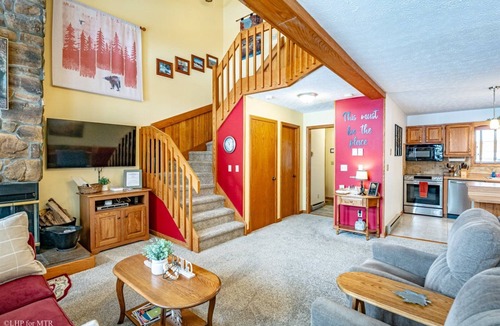 Davis House | Deerfield Village 010