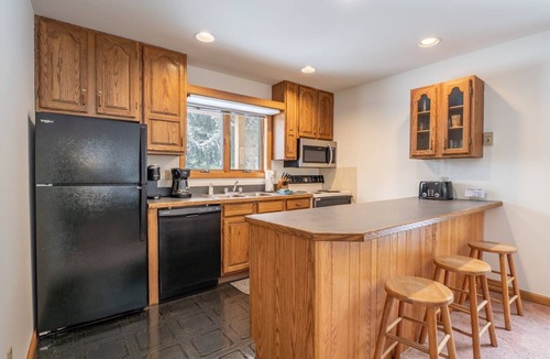 Davis House | Deerfield Village 099