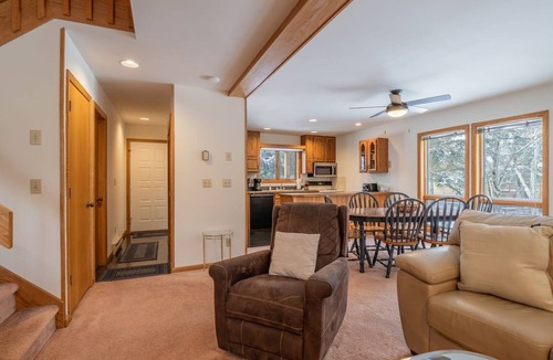 Davis House | Deerfield Village 099