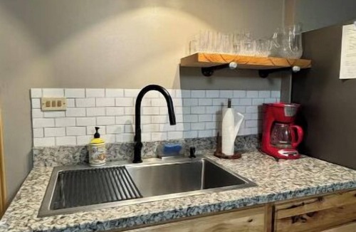 Deer Island House | Deerisland cabin lower leveln
