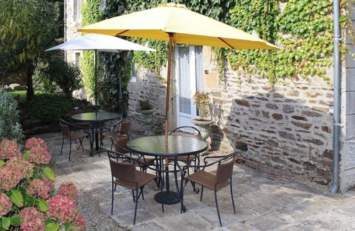 Lanvallay Apartment | Degas - Dinan, charming riverside apartment