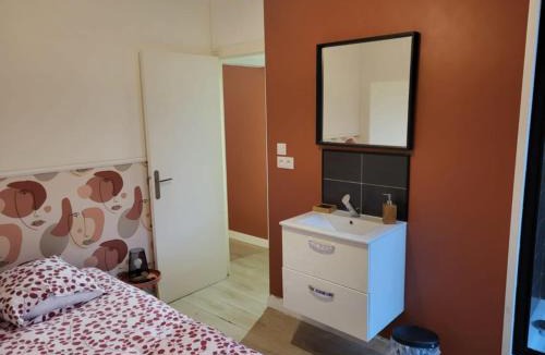 Valenciennes Apartment | Deguise 8