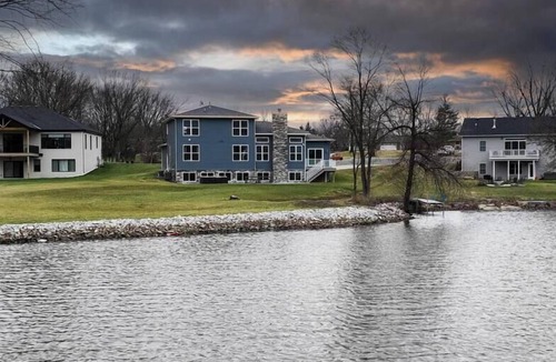 Lake Dalecarlia House | Deja Blue A Brand New Lake House