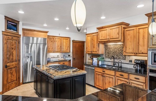 Hayden View Estates House | DeJa View - Entire Home