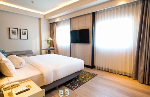 Suko Manunggal Hotel | Deka Hotel Surabaya HR Muhammad