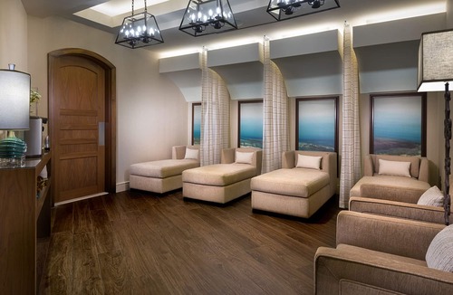 Waterloo Hotel | del Lago Resort & Casino