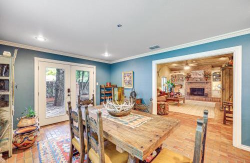 Amistad National Recreational Area House | Del Rio Home w/Large Yard, BBQ + Fireplace!