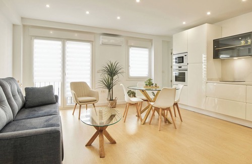 San Miguel-Capuchinos Apartment | DEL VALLE HOME CENTER