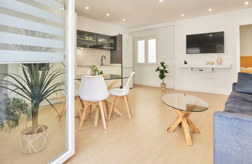 San Miguel-Capuchinos Apartment | DEL VALLE HOME CENTER