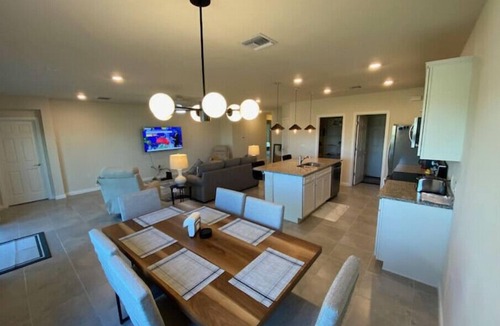 Immokalee House | Del Webb Naples 55+ community in Ave Maria Florida. 28 day minimum.