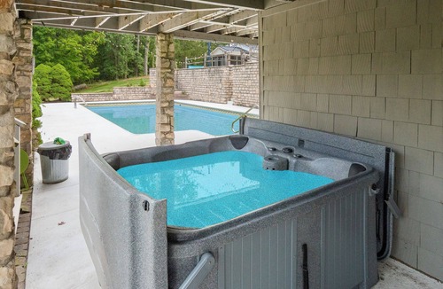 Delaware House | Delaware Farmstead Retreat