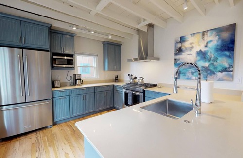 Historic Eastside House | Delgado B-2: Just one block from Canyon Road!