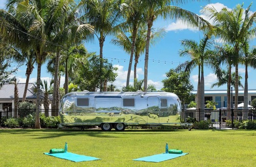 New Town House | Delight In The Florida Sun! 3 Gorgeous Units In Sun Soaked Key West, Onsite Pool