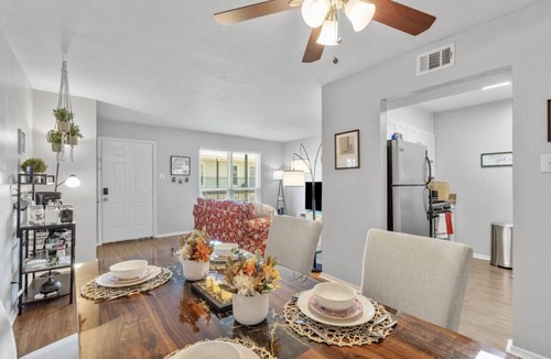 Fort Worth Apartment | Delightful 1BD: TCU Walkable, Charming & Joyous!