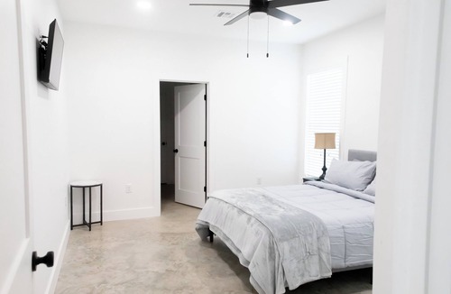Sterlington House | Delightful 2-bedroom house in a quiet neighborhood in the heart of Sterlington