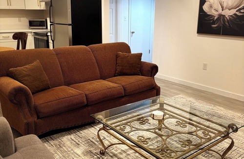 Potomac Apartment | Delightful 2-bedroom basement apartment in Potomac.