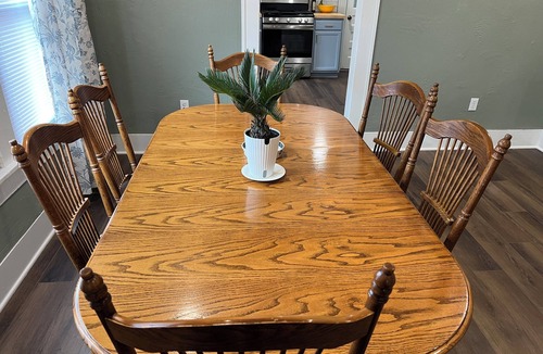 Tecumseh Cottage | Delightful 2-bedroom Cottage with AC in Tecumseh King Bed Equipped Kitchen