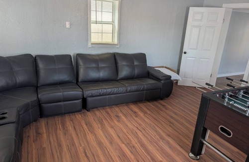El Paso House | Delightful 2-room home off the I-10
