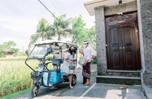 Penestanan House | Delightful 2BR Villa | Private Pool | Ubud Central