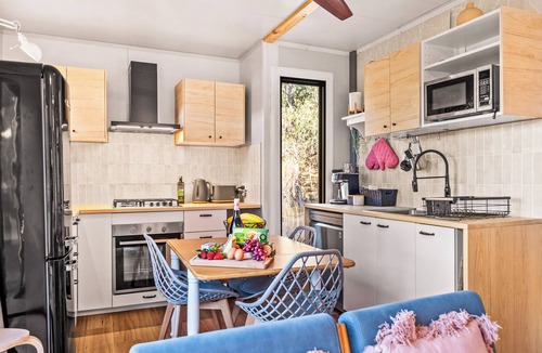 Hartley Other | Delightful 3-4 BR 2Bath Container Home with views