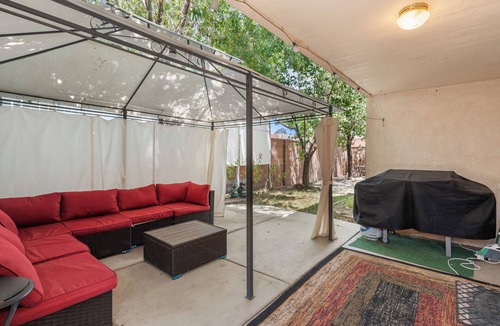Paradise Hills Civic House | Delightful 3 bedroom home in Albuquerque