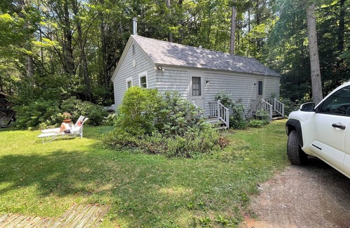 Mount Sunapee House | Delightful 7-bedroom family estate on Lake Sunapee's eastern shore beachfront!
