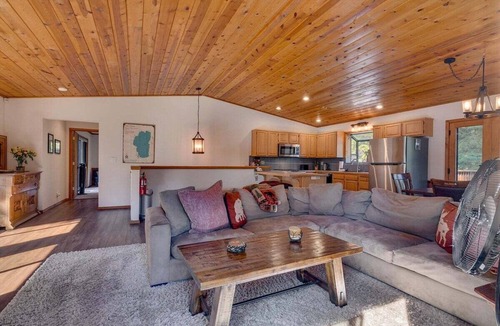 Carnelian Bay House | Delightful Cabin in Carnelian Bay