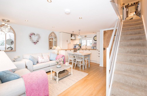 Looe House | Delightful cottage for four