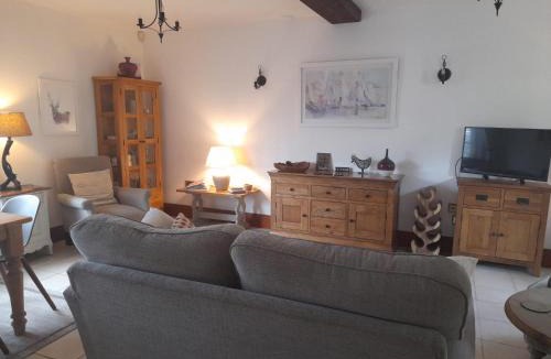 Bicton House | Delightful Devon Cottage