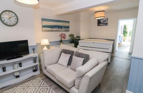 Wareham House | Delightful Dorset House By Wareham River