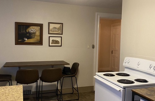 Hamburg Apartment | Delightful Downtown Retreat