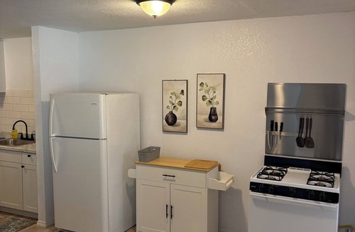 Jefferson Apartment | Delightful, easy living, 1-bedroom apartment with AC in San Antonio