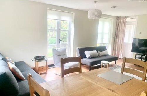 Ely Apartment | Delightful Ely house Bright and warm with cathedral view