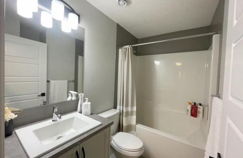 Calgary Apartment | Delightful Escape