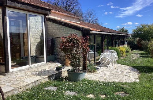 Sainte-Alauzie Cottage | Delightful single story stone cottage with stunning south face panoramic viewsn