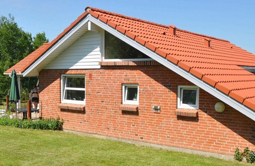 Vikær Strand House | Delightful Holiday Home in Haderslev with Barbecue