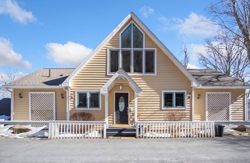 Sugar Mountain Cabin | Delightful Home Atop Sugar Mountain