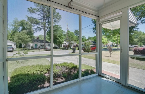 North Augusta House | Delightful Mid-Century Modern Bungalow
