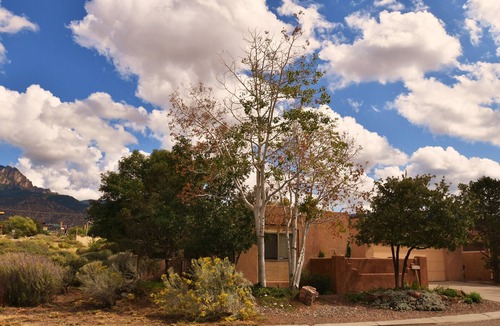 Northeast Heights House | Delightful Retreat, Sandia Heights Home
