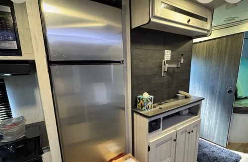 Lexington House | Delightful RV with AC in charming Lexington