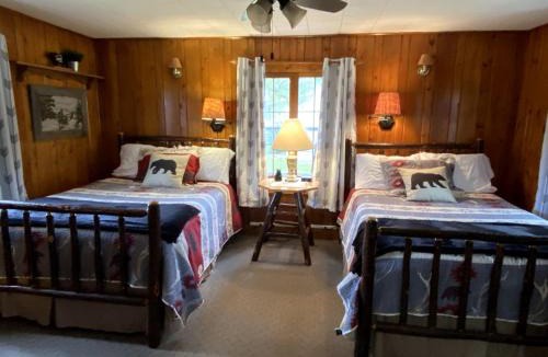 Riverside House | Delightful Secluded Cabin in Riverside, Wyoming