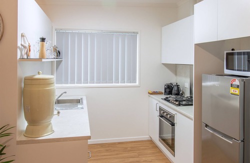 Mallacoota Apartment | Delightful studio located in a koala corridor