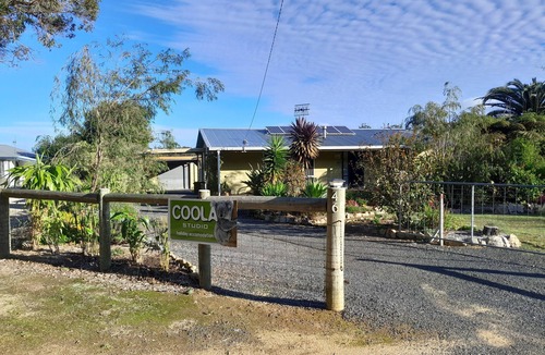 Mallacoota Apartment | Delightful studio located in a koala corridor