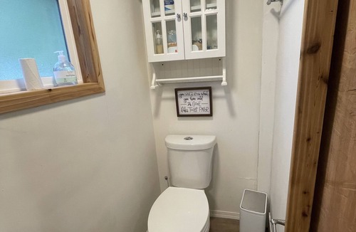 Burley House | Delightful Treehouse Getaway