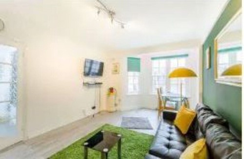Bryanston and Dorset Square Apartment | DELIGHTFUL UNIQUE STUDIO MARBLE ARCH 92