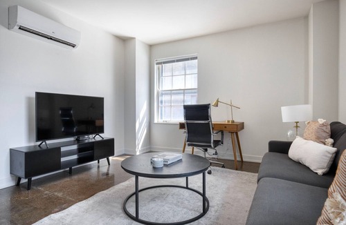 Uptown Apartment | Delightful Uptown 1BR w/ Indoor Pool, 2 Blocks to Beach, by Blueground