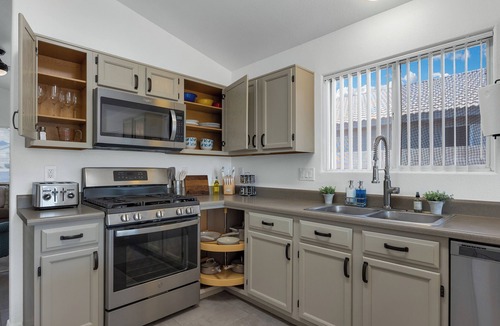 Dove Mountain House | Delightful Vacation Home - Trails, Golf & Dining!