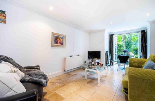 West Brompton Apartment | Delightful West Brompton Apartment