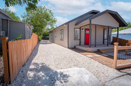 Denver Heights House | Delightfully Renovated 4 BR/2 BA Near DT Riverwalk