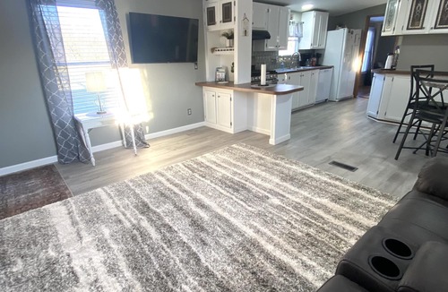 Cane Valley House | Della’s Delight- Sleeps 4